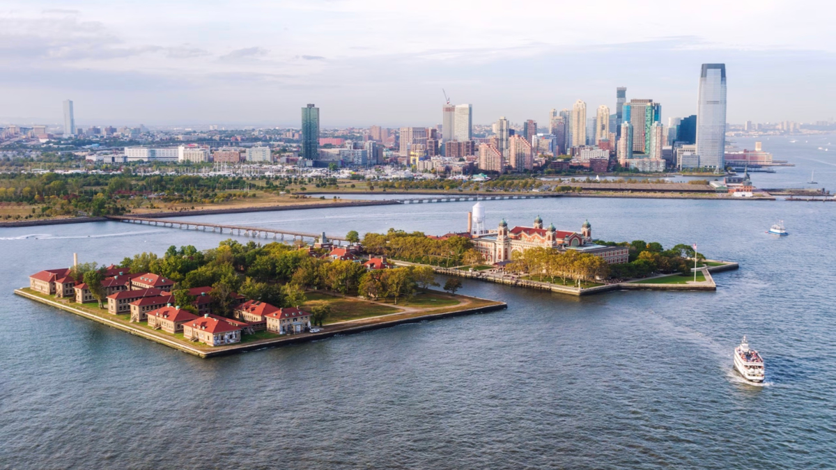 How to spend a weekend in Jersey City—NYC’s colorful neighbor